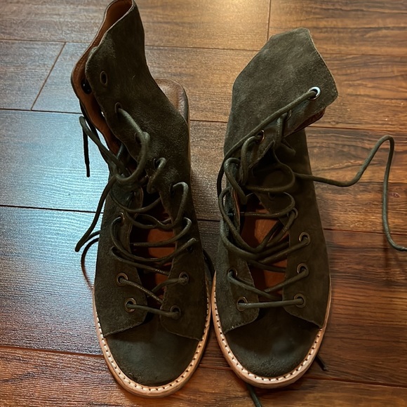 Jeffery Campbell lace up heel - Picture 3 of 3